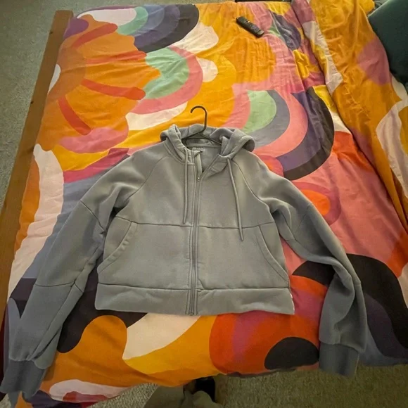 Gymshark Heather Gray Hoodie - Picture 1 of 4